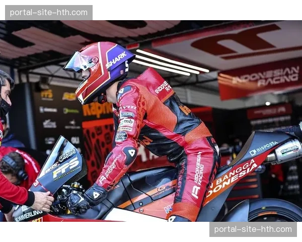 瓦伦西亚青年才俊担纲 阵容活力保障中游排名 瓦伦西亚青年才俊担纲 阵容活力保障中游排名